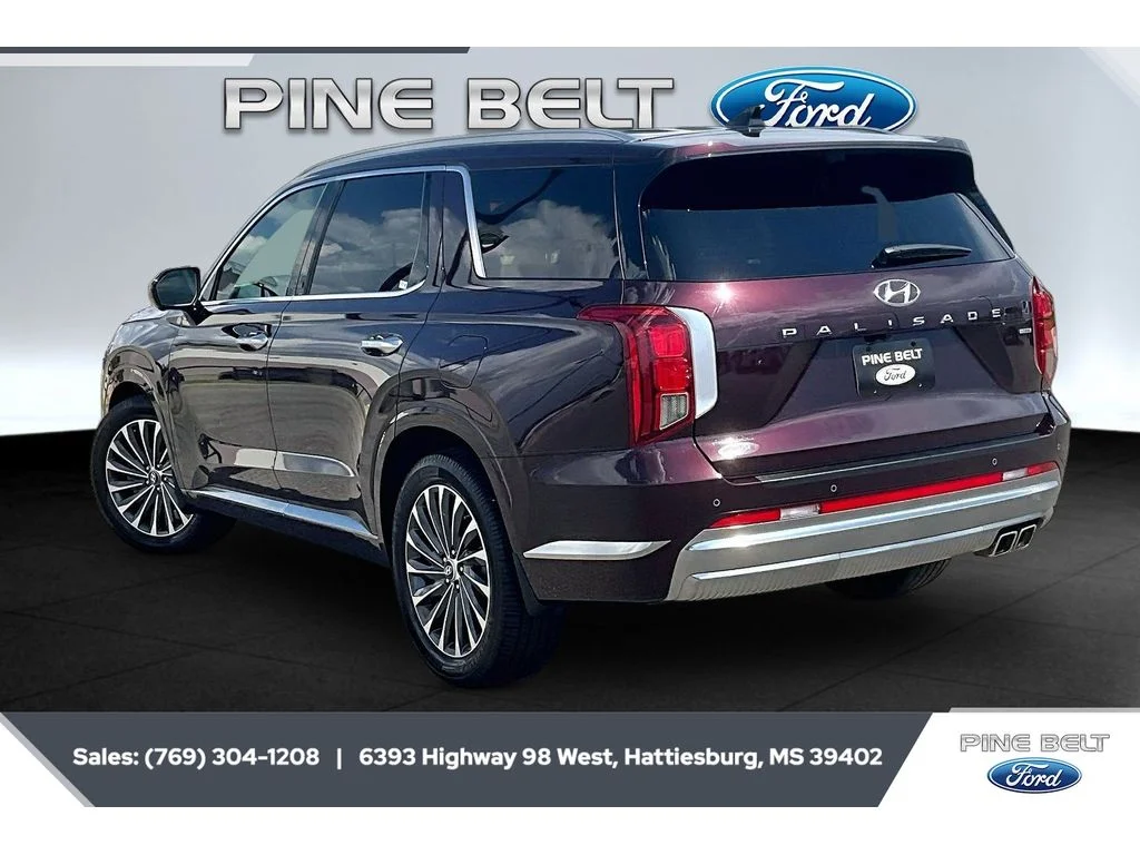 Used 2024 Sierra Burgundy Hyundai Calligraphy image 2