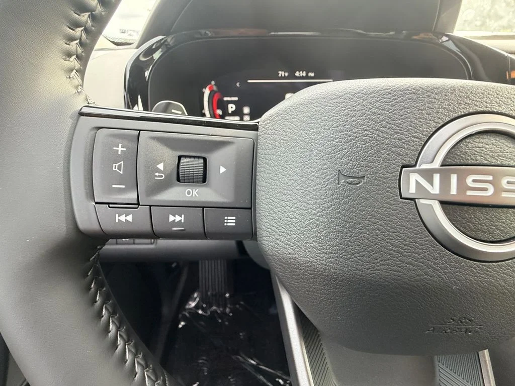 New 2026 Black Nissan SL image 24