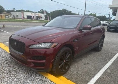 2017 Jaguar F-PACE 35t Prestige AWD's photo
