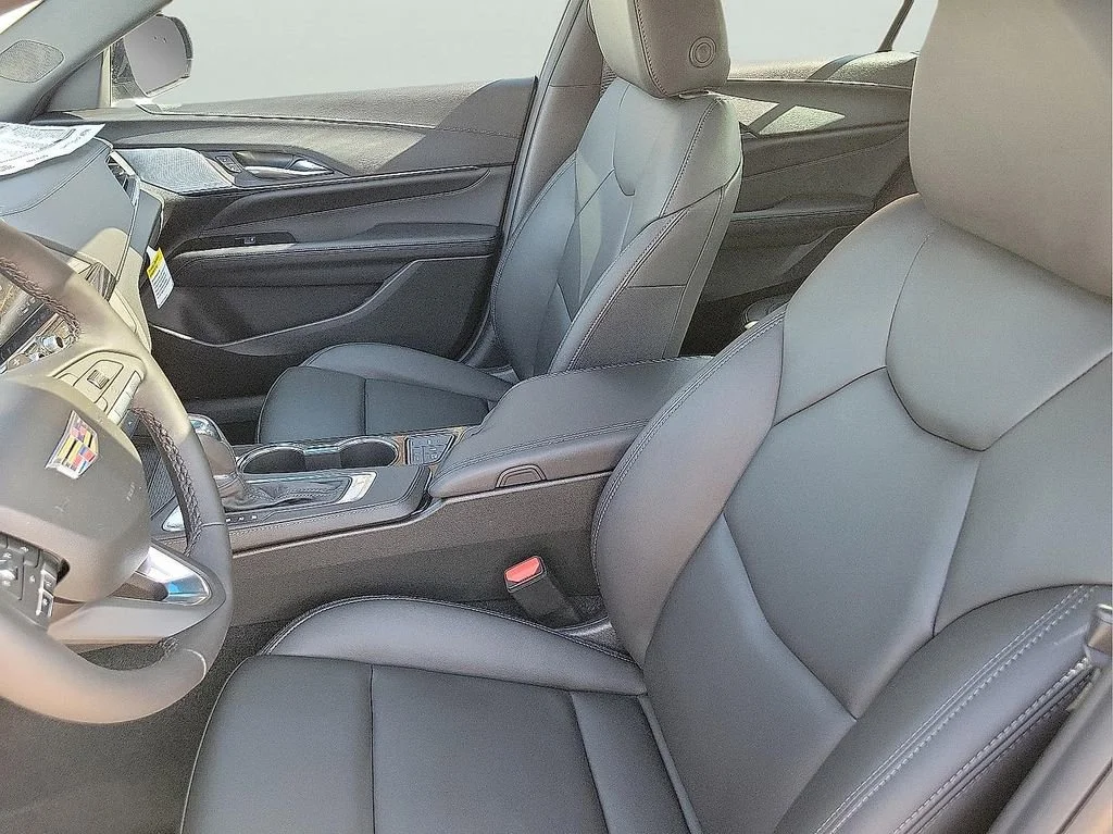 2026 Cadillac CT4 Luxury - Photo 14