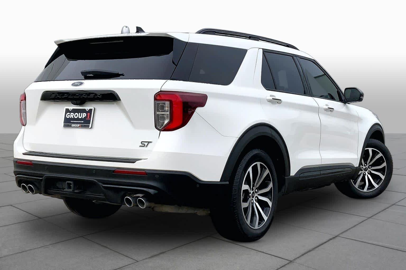 Used 2020 Star White Metallic Tri-Coat Ford ST image 12