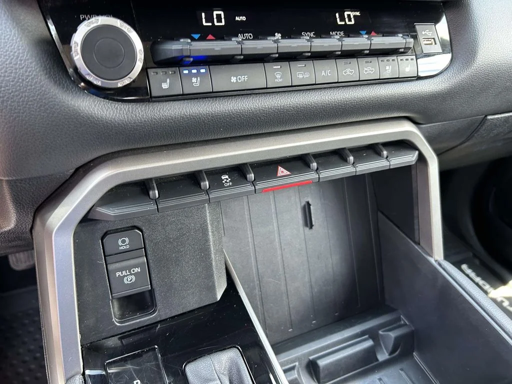 Used 2024  Toyota Limited image 23