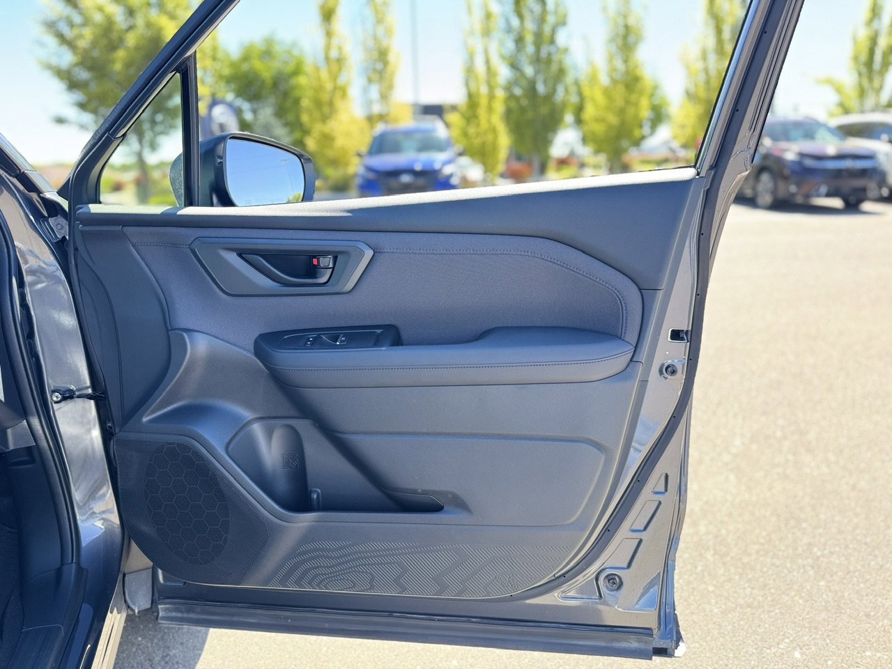 Used 2025 Magnetite Gray Metallic Subaru Premium image 41