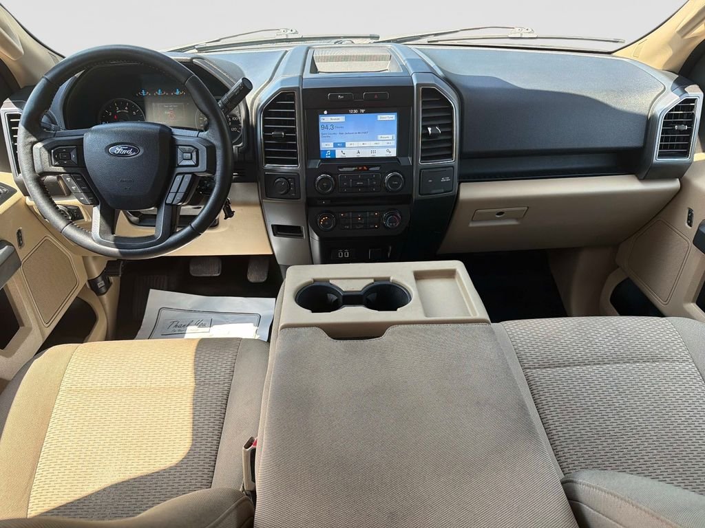 Used 2017 Gold Ford XLT image 16