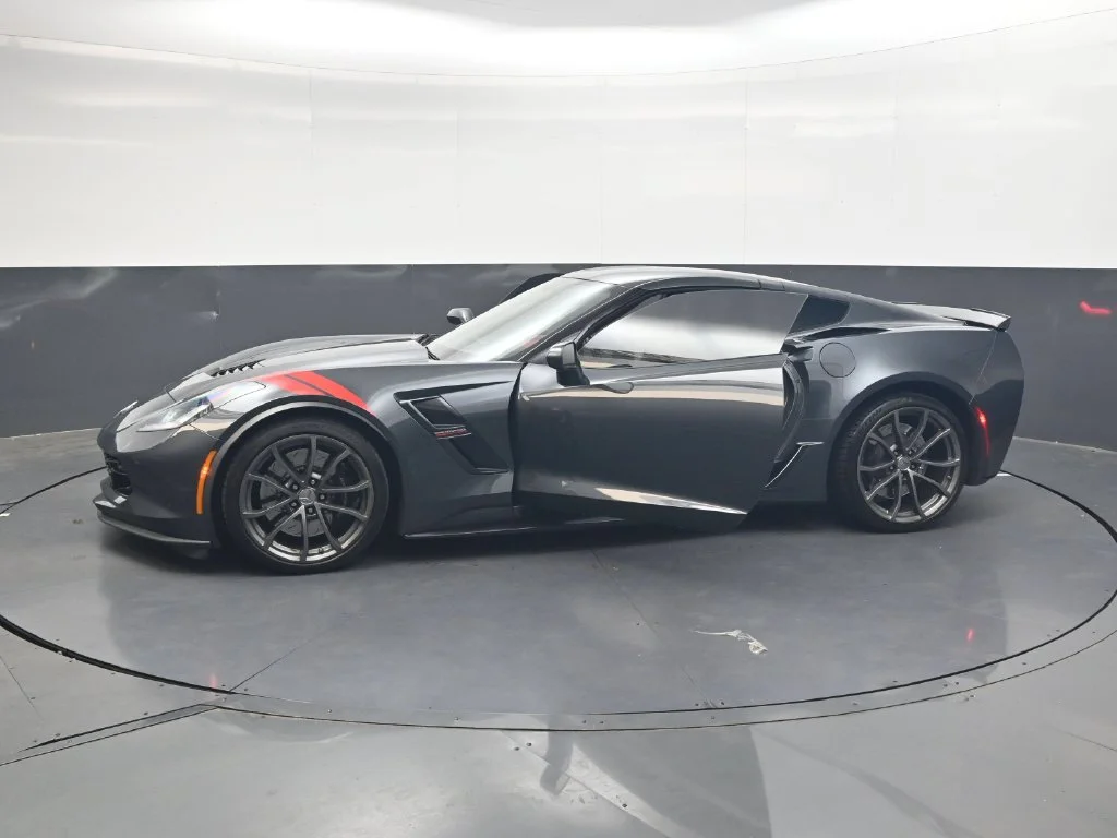 Used 2017 Gray Chevrolet Grand Sport image 37