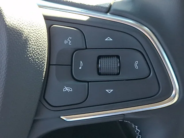 New 2026 Summit White Buick Preferred image 18