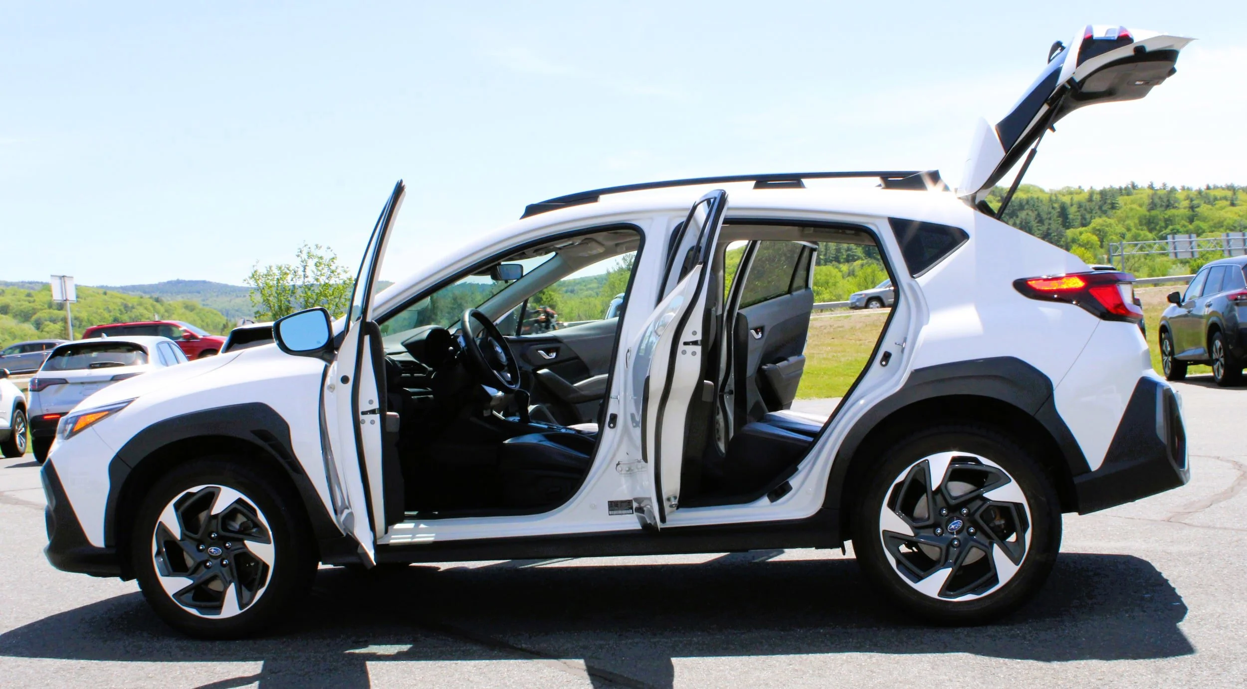 Used 2024 Crystal White Pearl Subaru Limited image 19