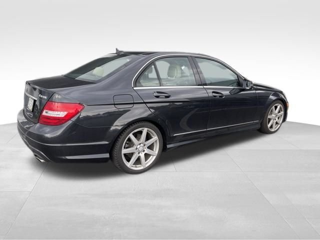Used 2012 Gray Mercedes-Benz C 300 image 3