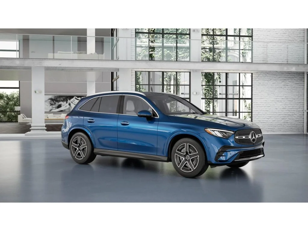 New 2027 Blue Mercedes-Benz GLC 300 image 12