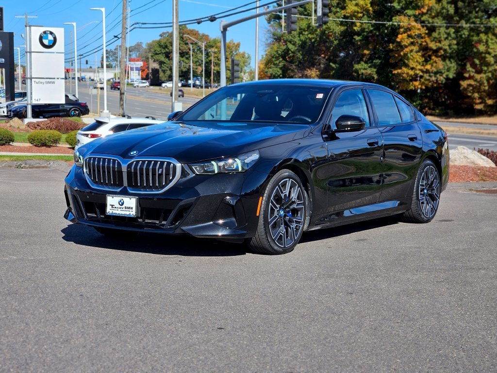 Certified Used 2025 Black Sapphire Metallic BMW xDrive40 image 3