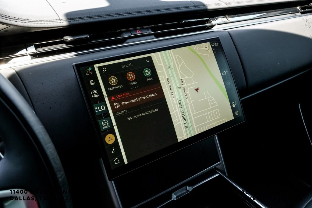 New 2026 Carpathian Gray Land Rover SE image 17