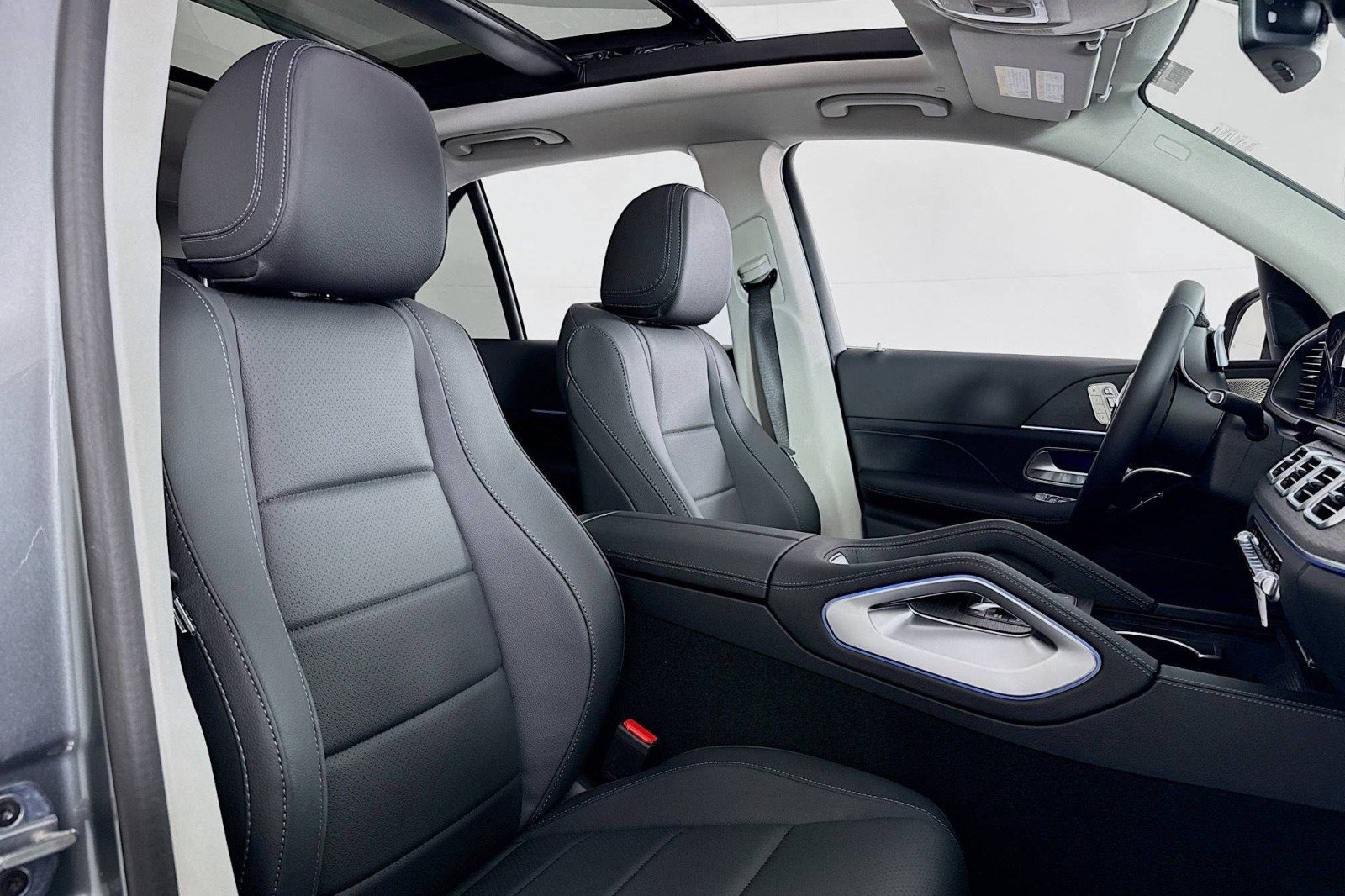 New 2026 Selenite Grey Metallic Mercedes-Benz GLE 350 4MATIC® SUV image 6