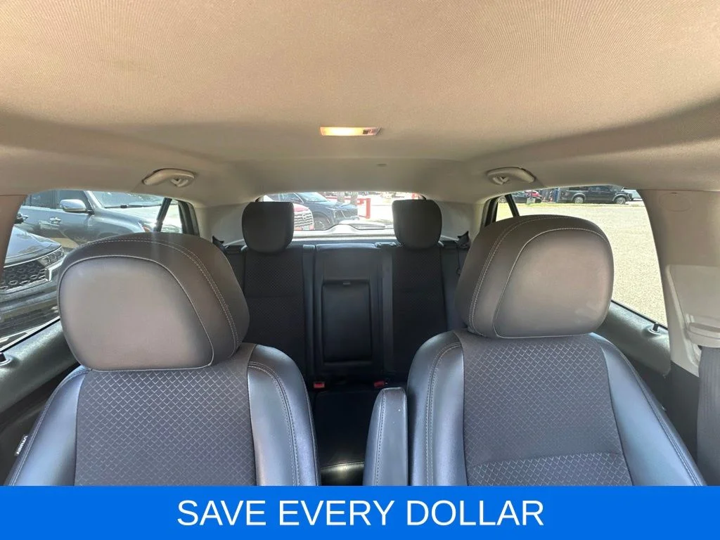 Used 2020 Silver Buick Preferred image 12
