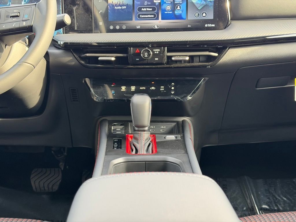 New 2026 Aspen White TriCoat / Super Black Two-tone Nissan SR image 22
