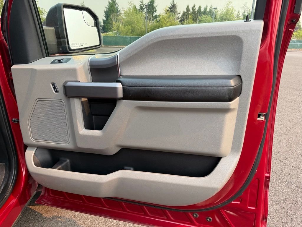Used 2019 Ruby Red Metallic Tinted Clearcoat Ford XLT image 22