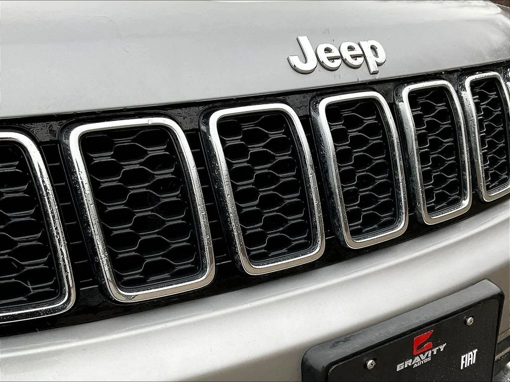Used 2020 Billet Silver Metallic Jeep Limited image 33