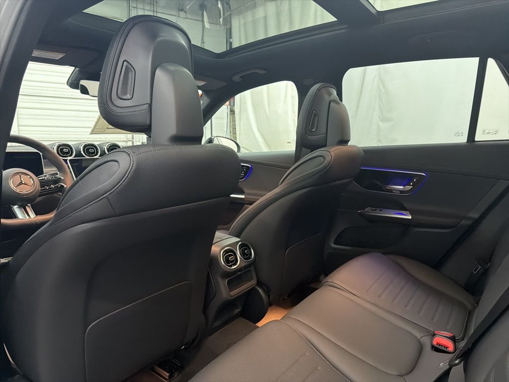 Used 2026 Black Mercedes-Benz GLC 300 image 18