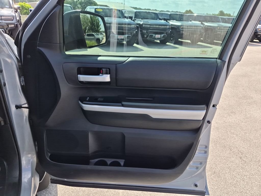 Used 2019 Gray Toyota SR5 image 37