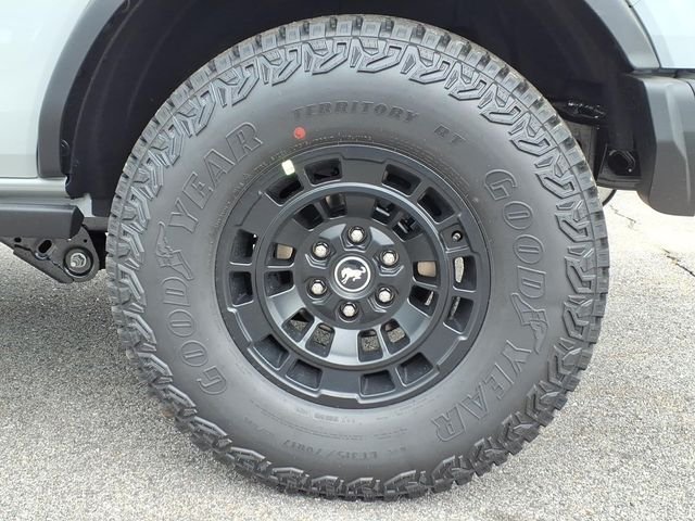 New 2026 Avalanche Gray Ford Badlands® image 6