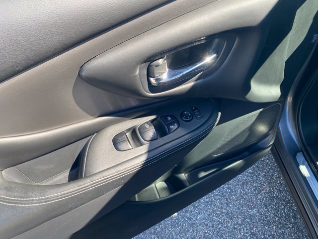 Used 2020 Gun Metallic Nissan SV image 10