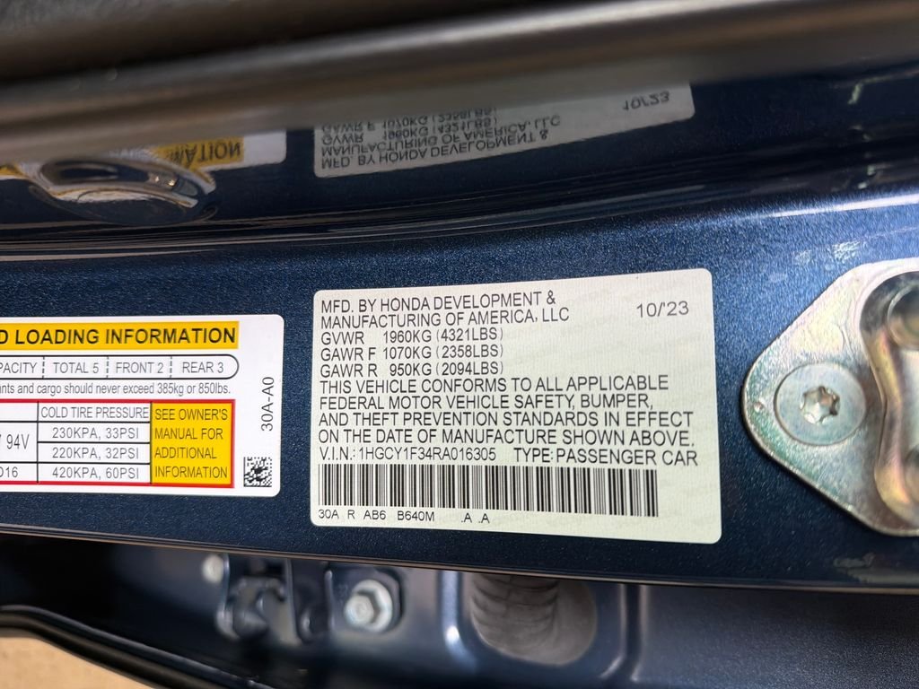 Used 2024  Honda EX image 11