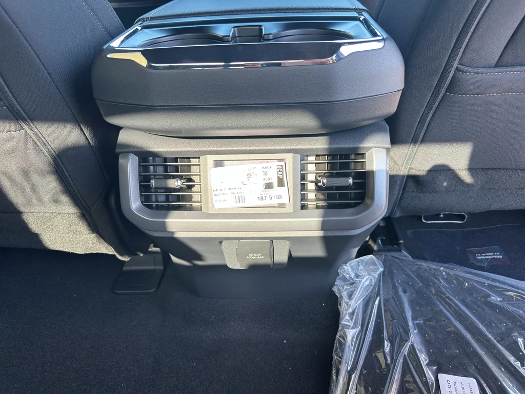 New 2026 Iconic Silver Metallic Ford XLT image 36