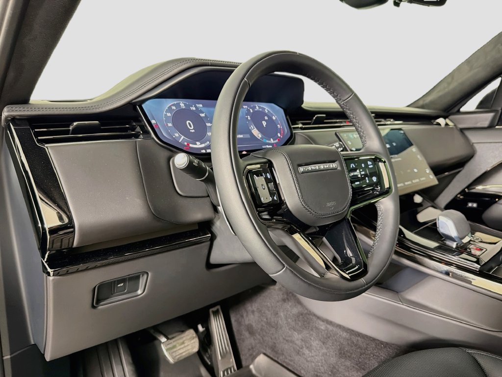 Used 2026 Black Land Rover Autobiography image 9