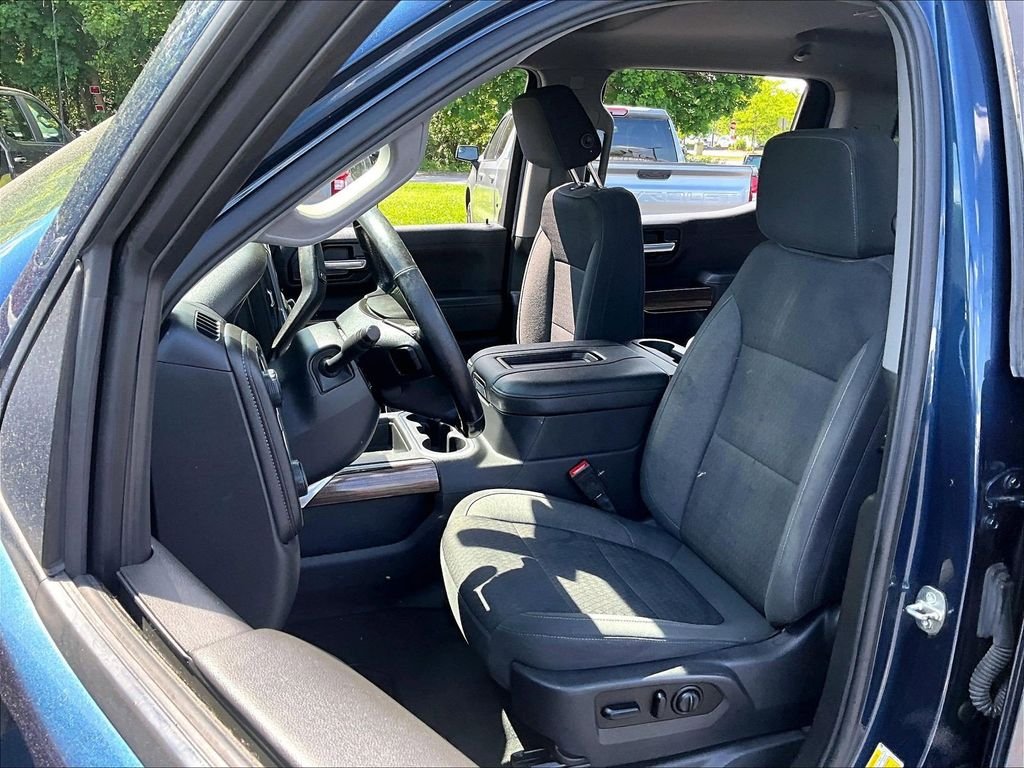 Used 2021 Blue Chevrolet RST image 10