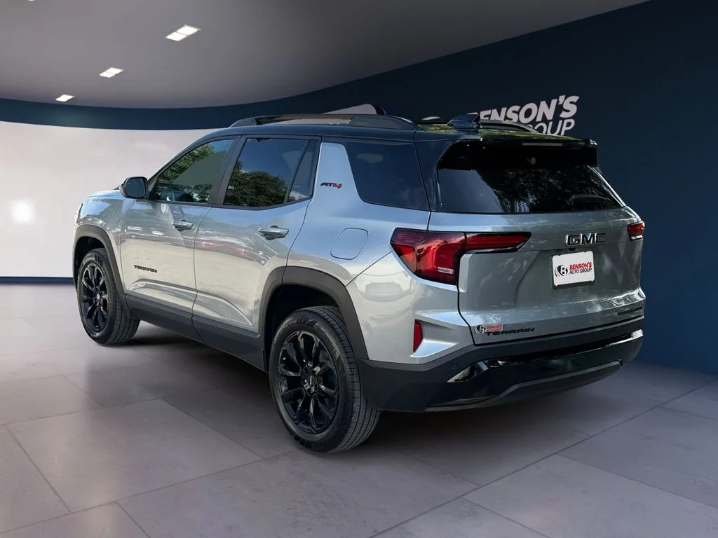 Used 2026 Silver GMC Elevation image 3