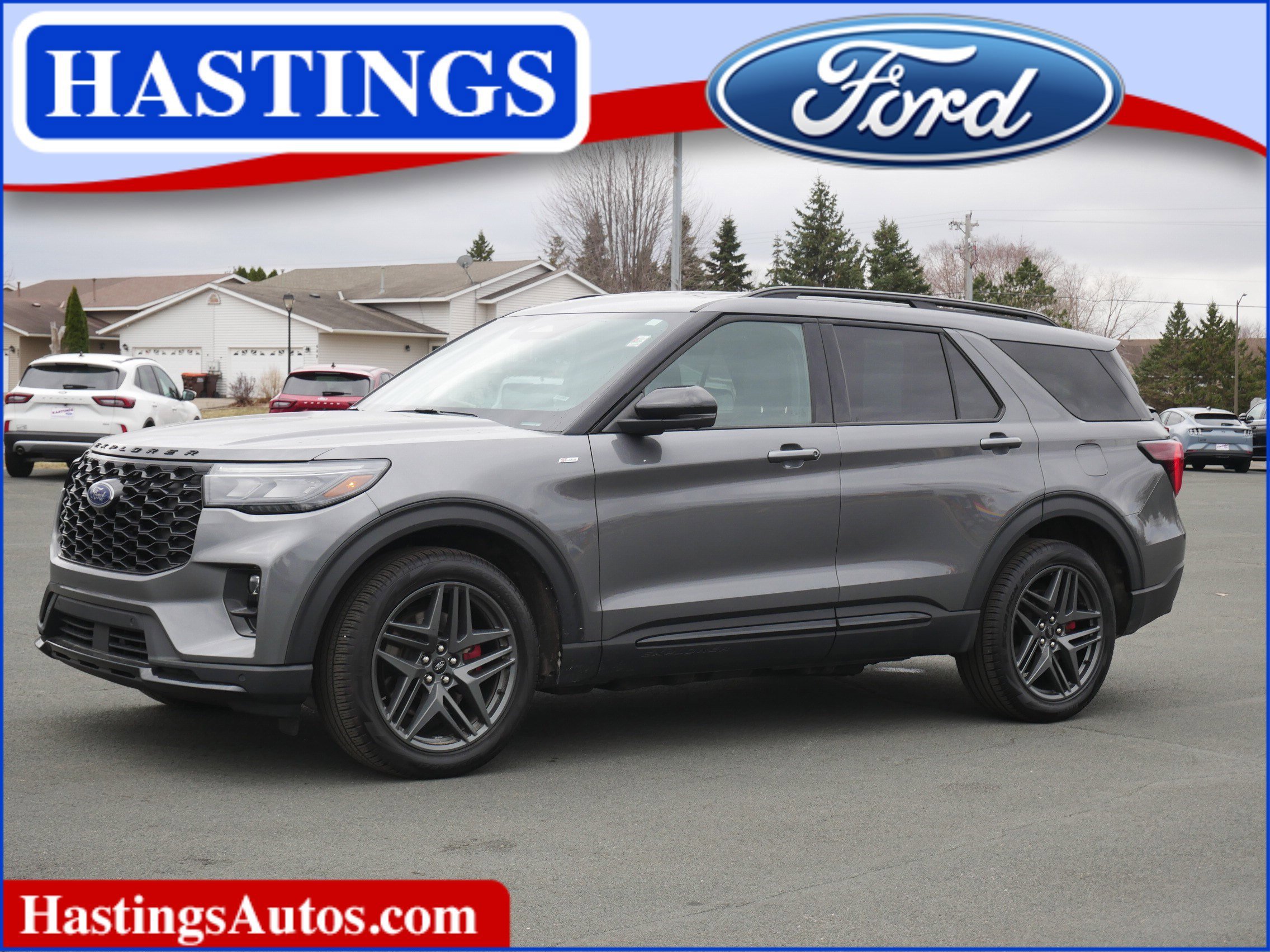2025 Ford Explorer ST-LINE 4WD (PL535)'s photo