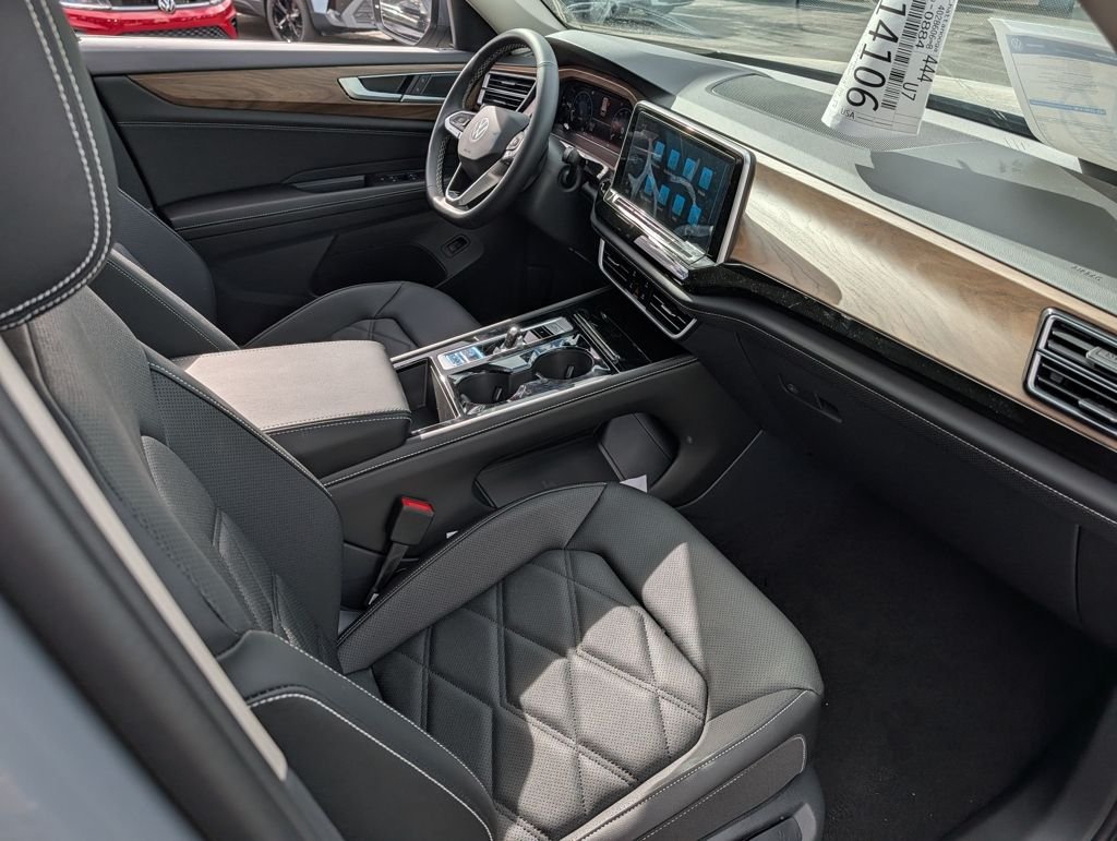 2026 Volkswagen Atlas SE w/Tech - Photo 21