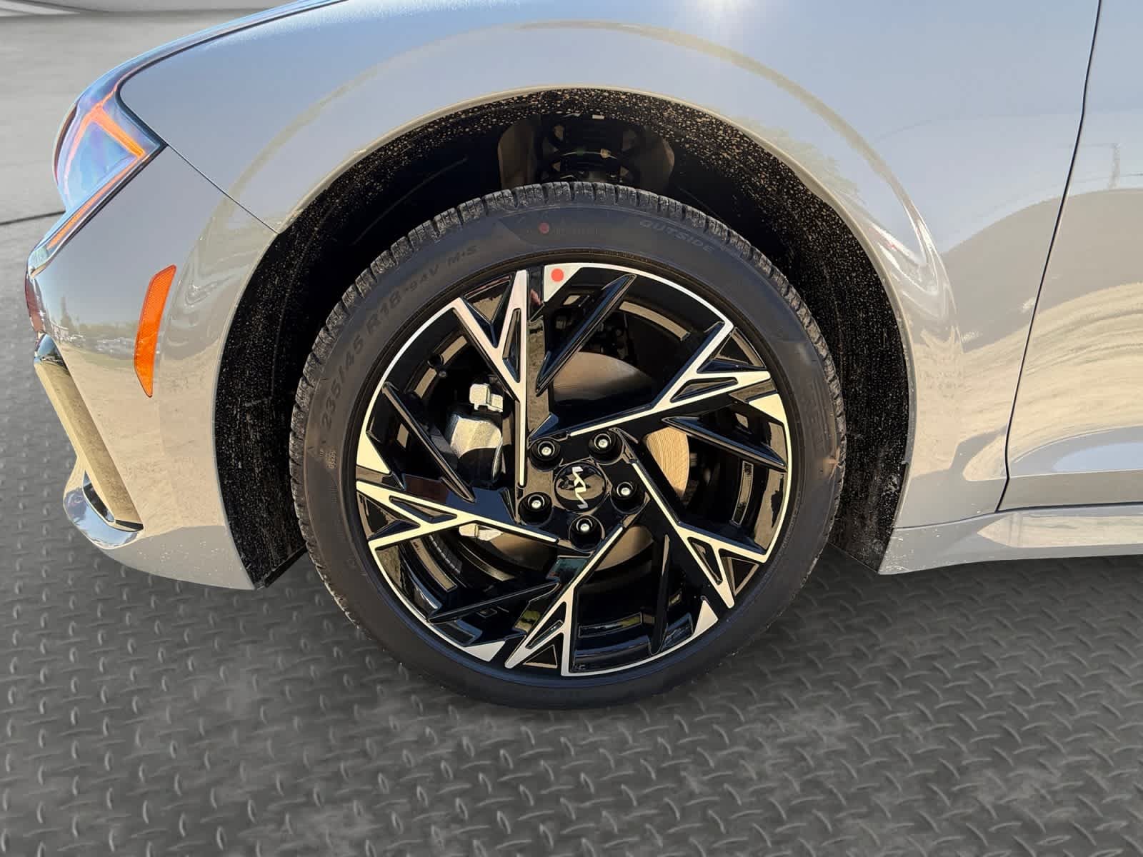 New 2026 Wolf Gray Kia GT-Line image 9