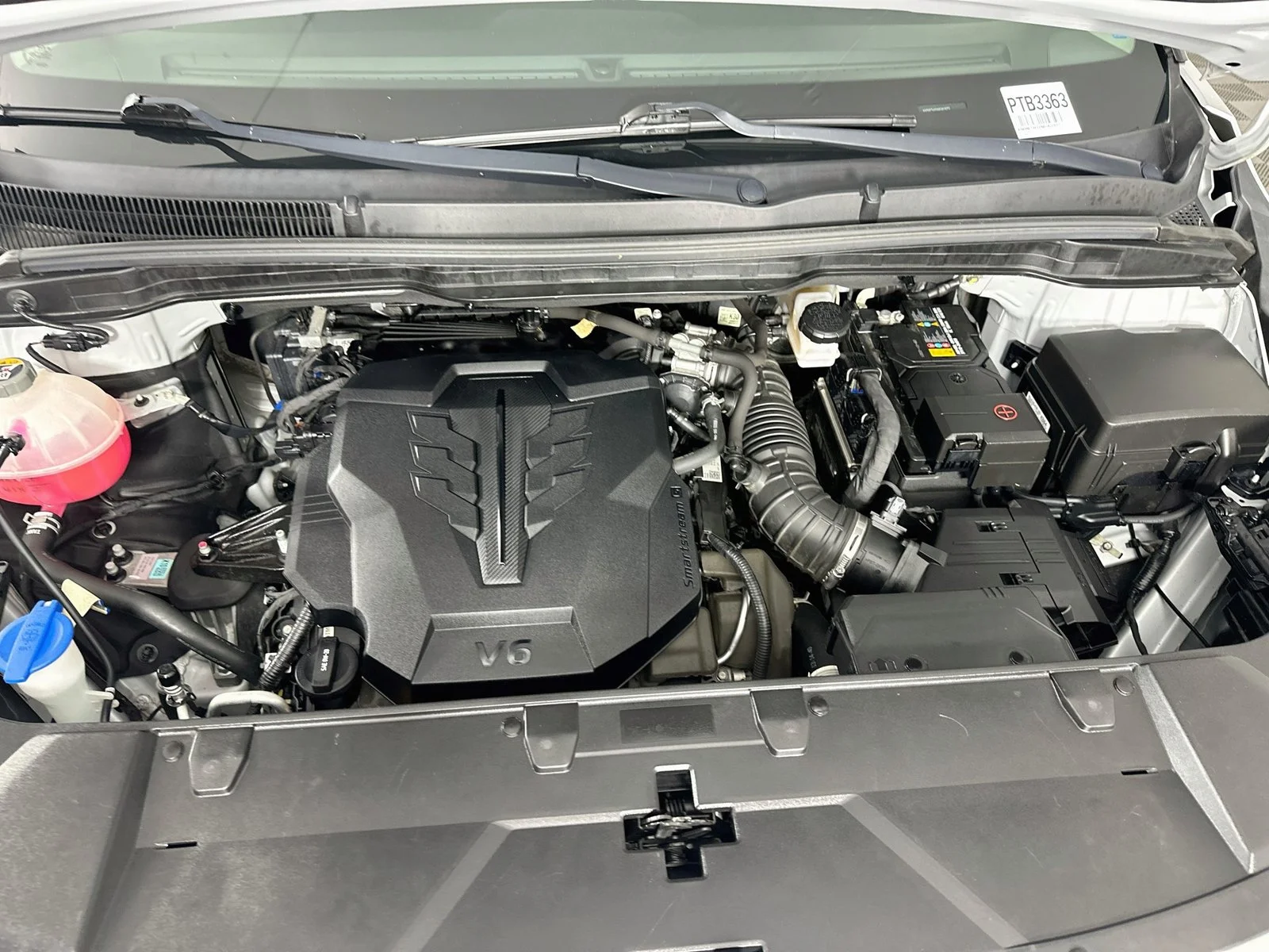Used 2022 Ceramic Silver Kia SX Prestige image 32