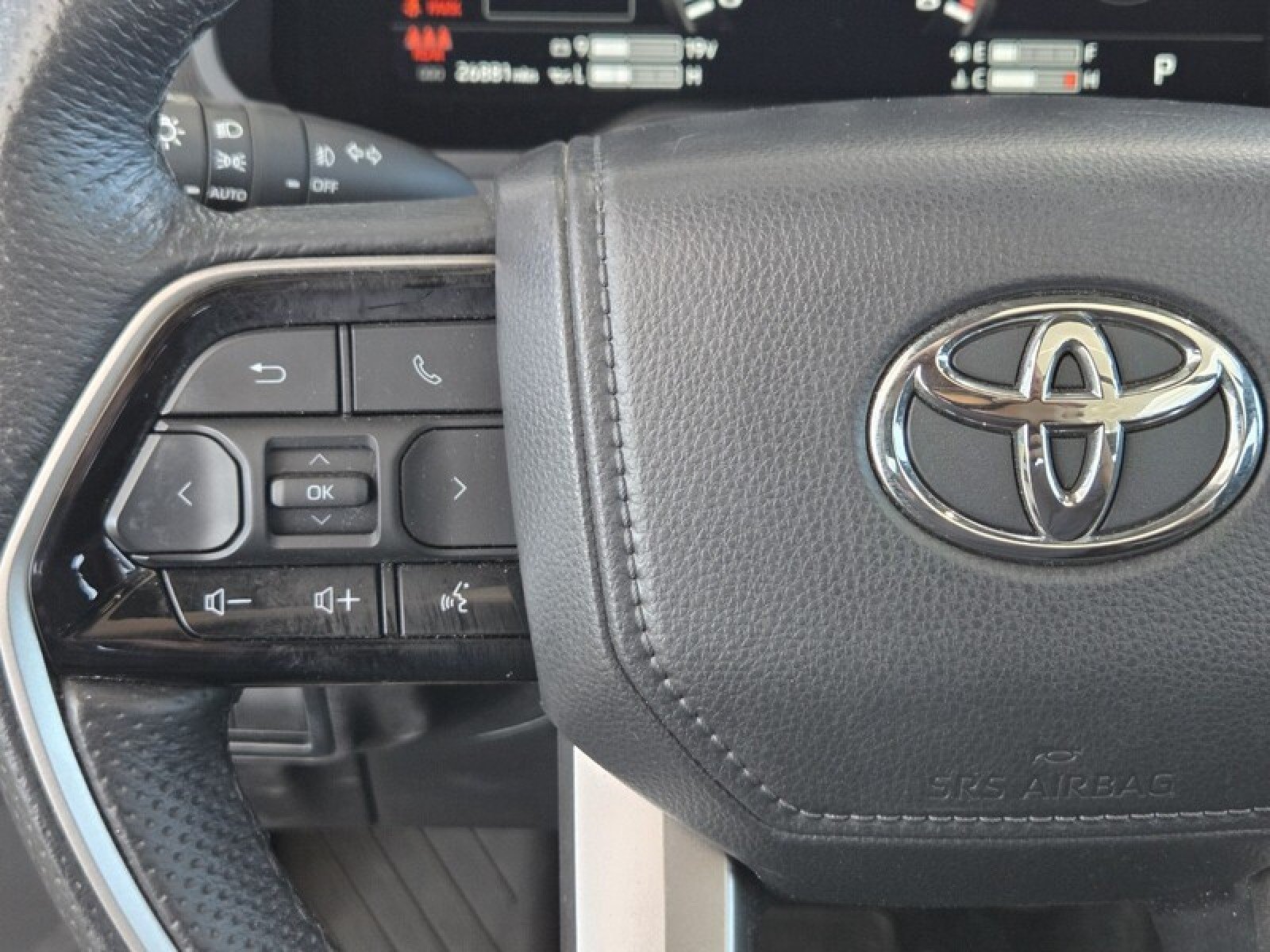 Used 2024 GRAY Toyota Limited image 26