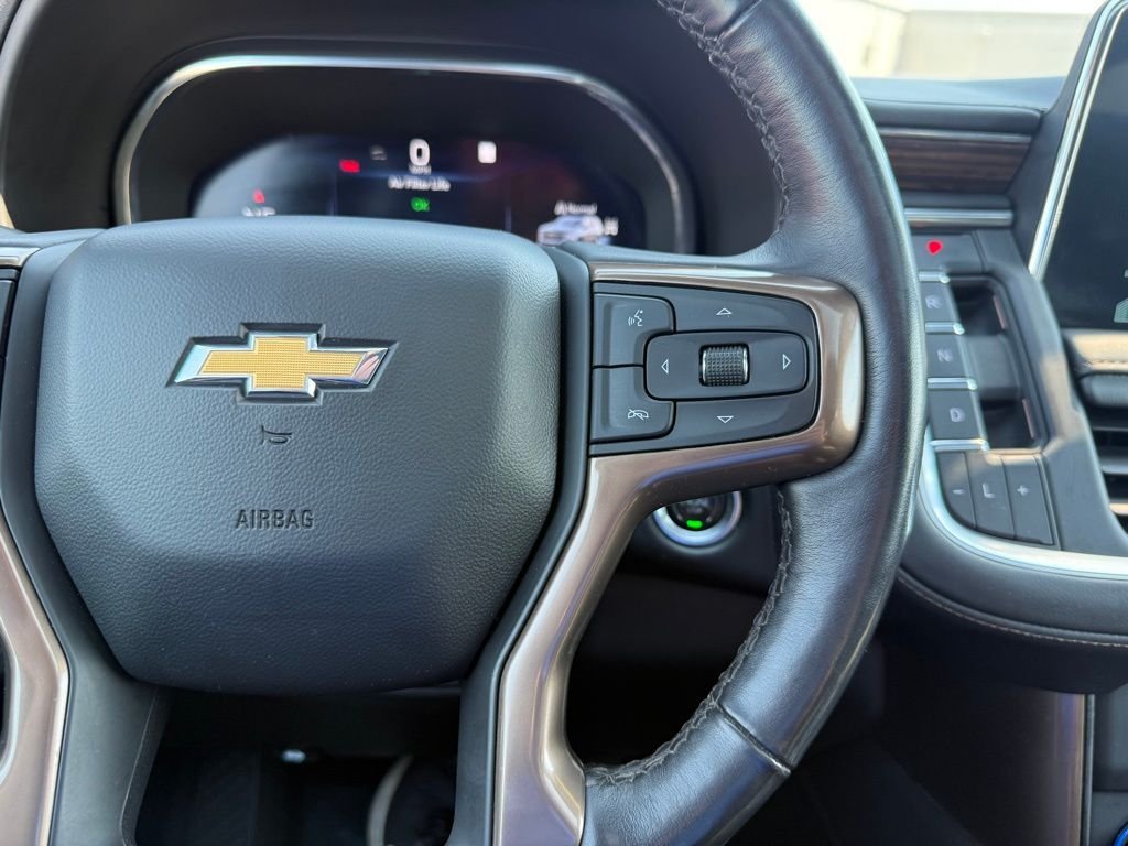 Used 2022 Red Chevrolet High Country image 26