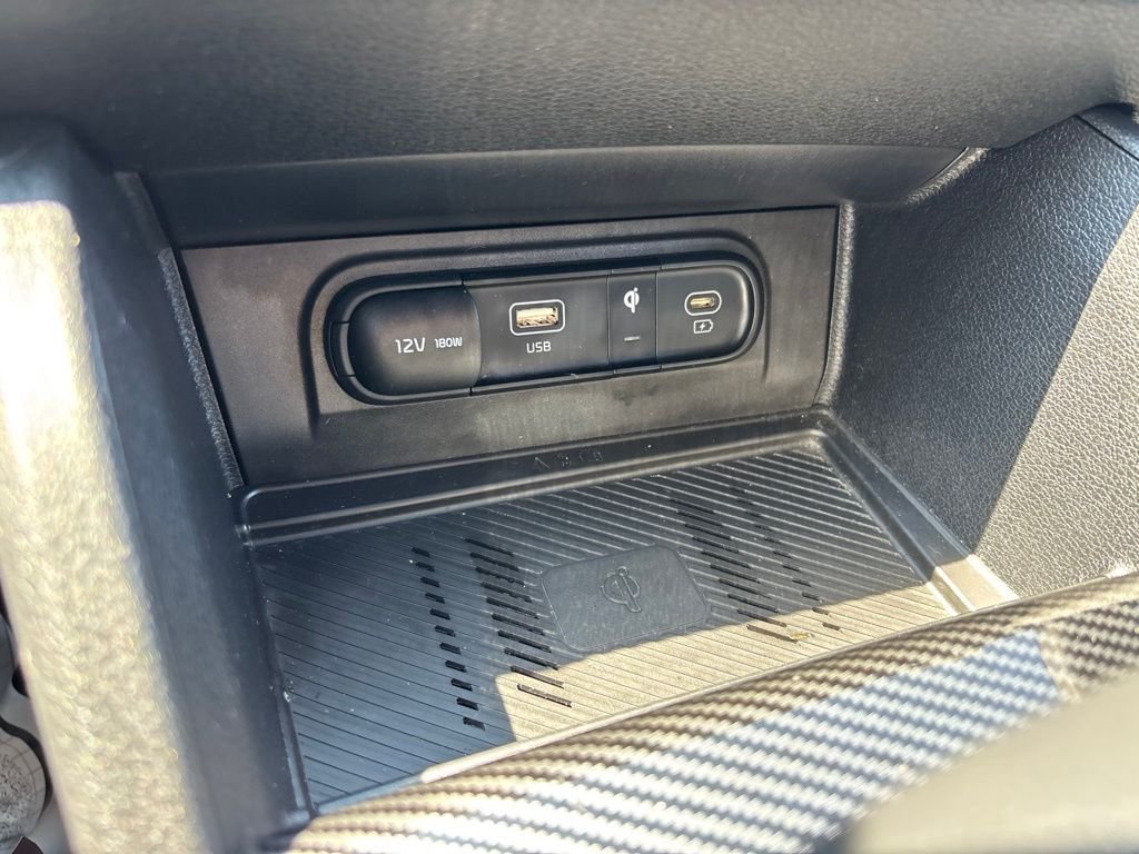 Used 2024 Blue Kia X-Line image 28
