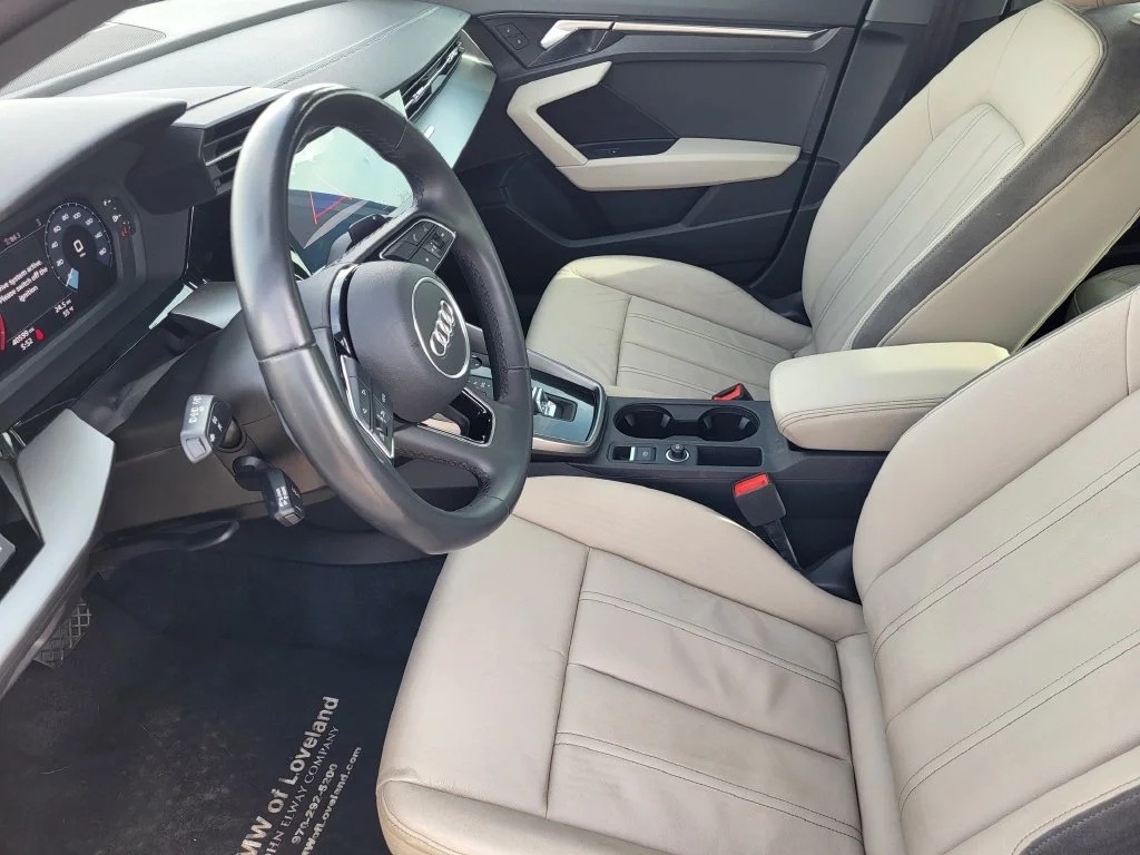 Used 2022 White Audi  image 11
