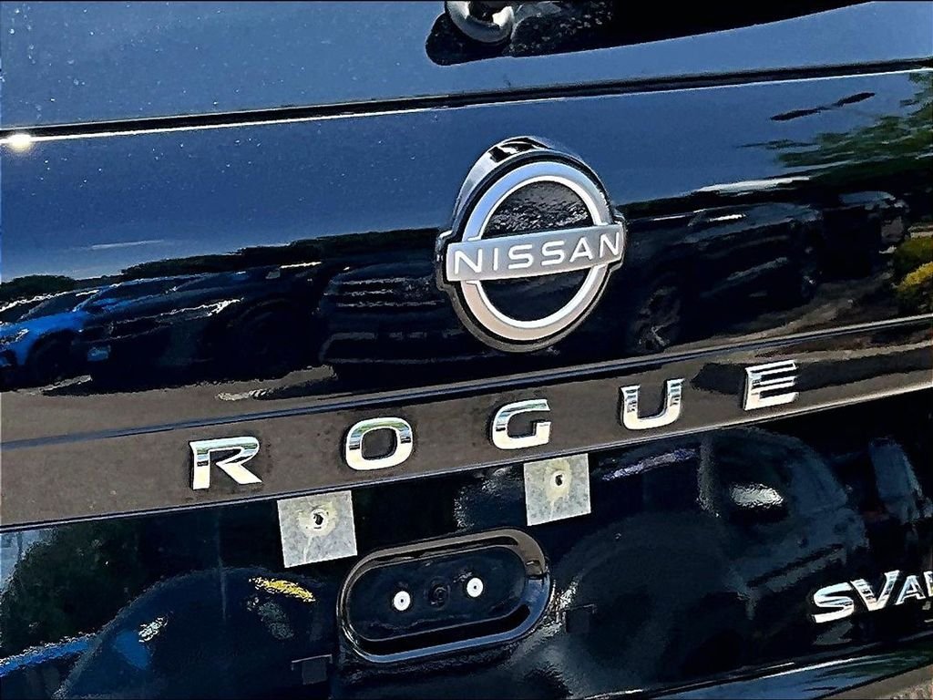 Used 2023 Black Nissan SV image 28