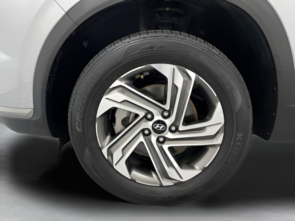 Used 2023 Shimmering Silver Hyundai SEL AWD image 41
