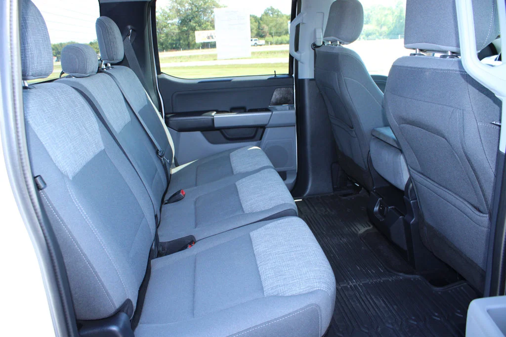 Used 2021 Oxford White Ford XLT image 20