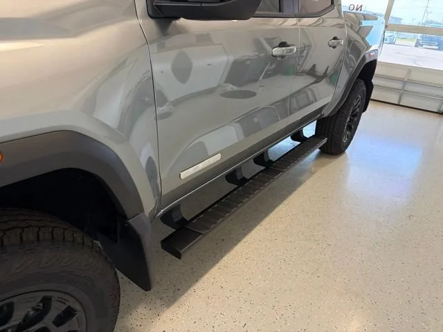 2026 GMC Canyon Elevation - Photo 10