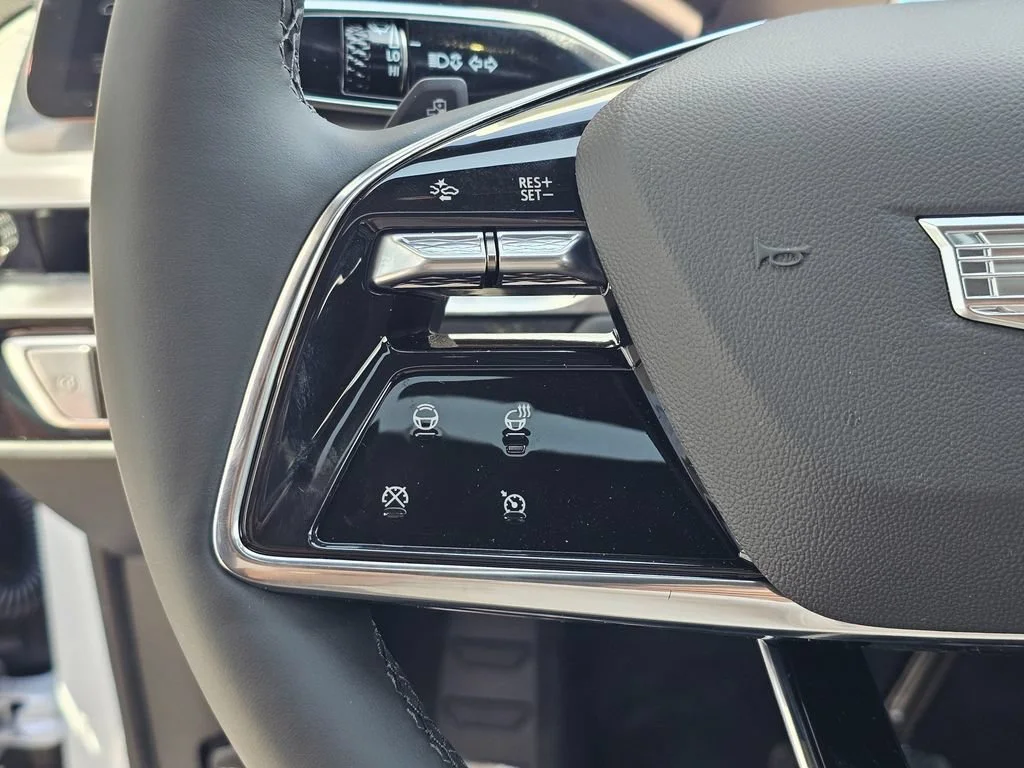 New 2026 Vibrant White Tricoat Cadillac Sport image 26