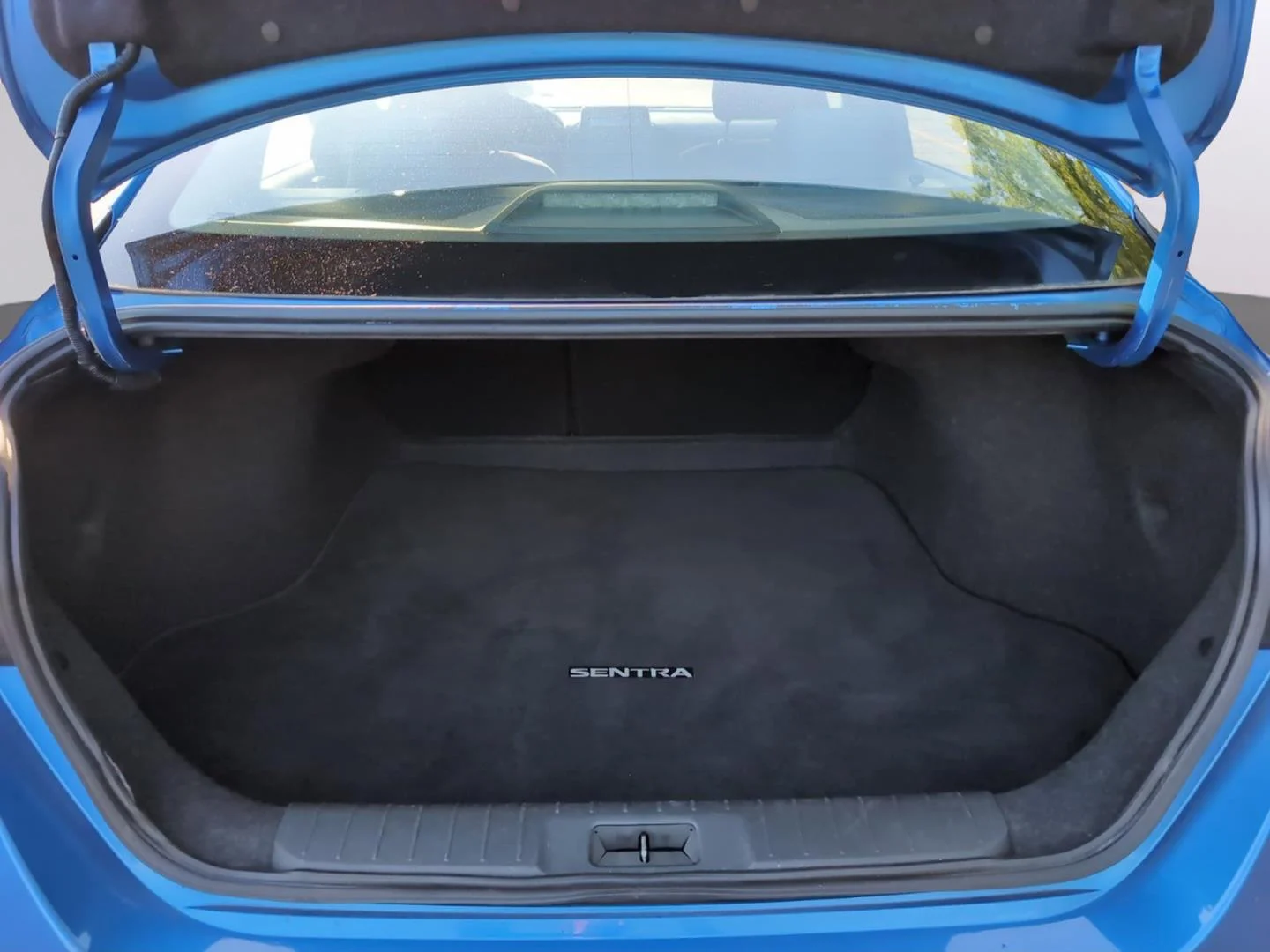 Used 2024 Electric Blue Metallic Nissan SV image 9