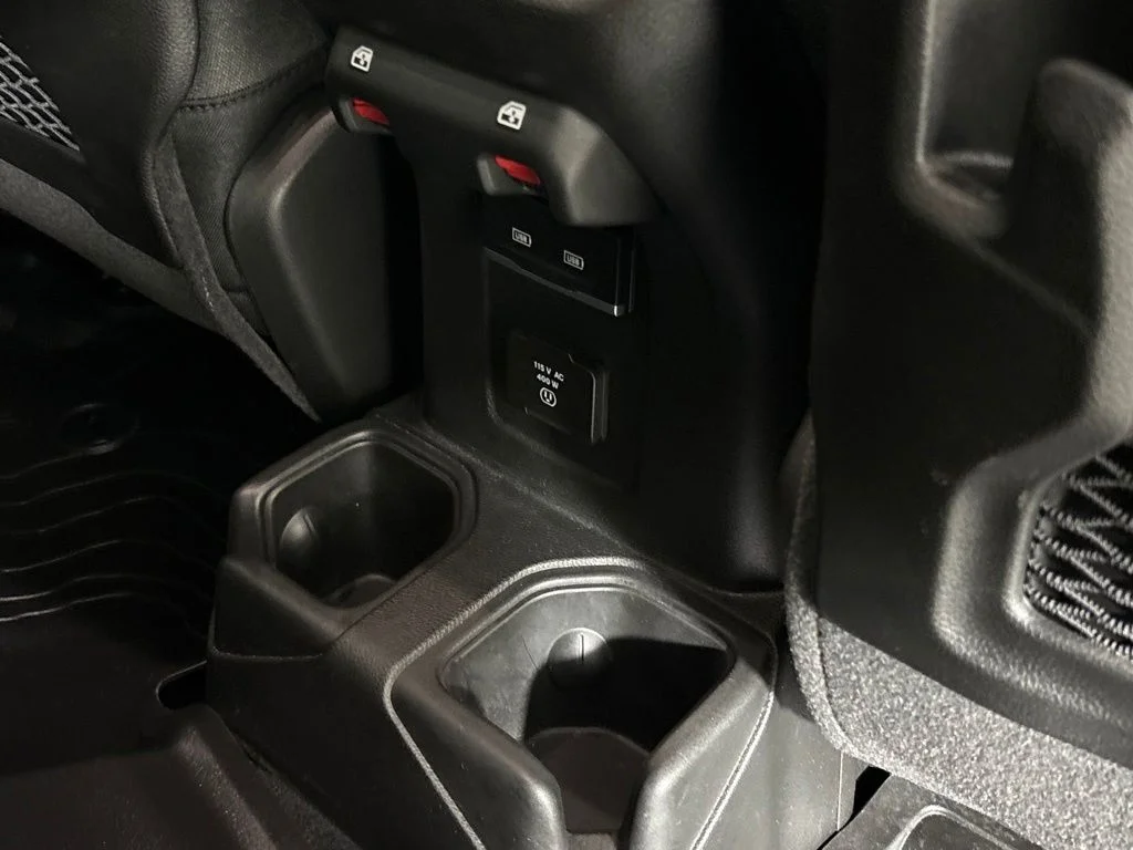Used 2025 Green Jeep Rubicon image 28
