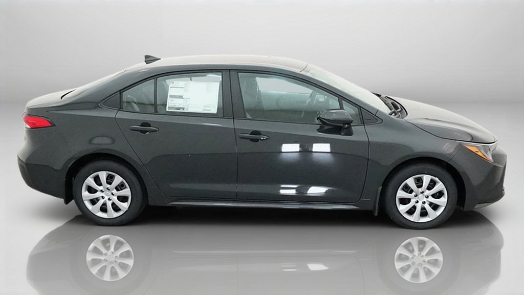New 2027 Underground Toyota LE image 32
