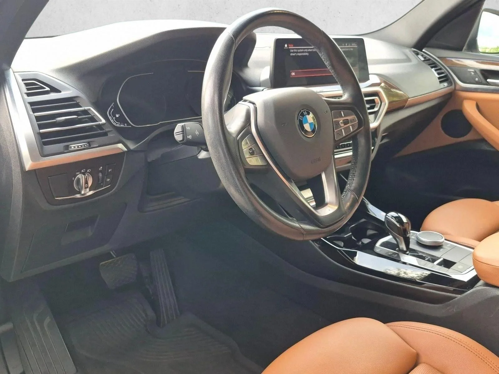 Used 2022 Alpine White BMW sDrive30i image 6