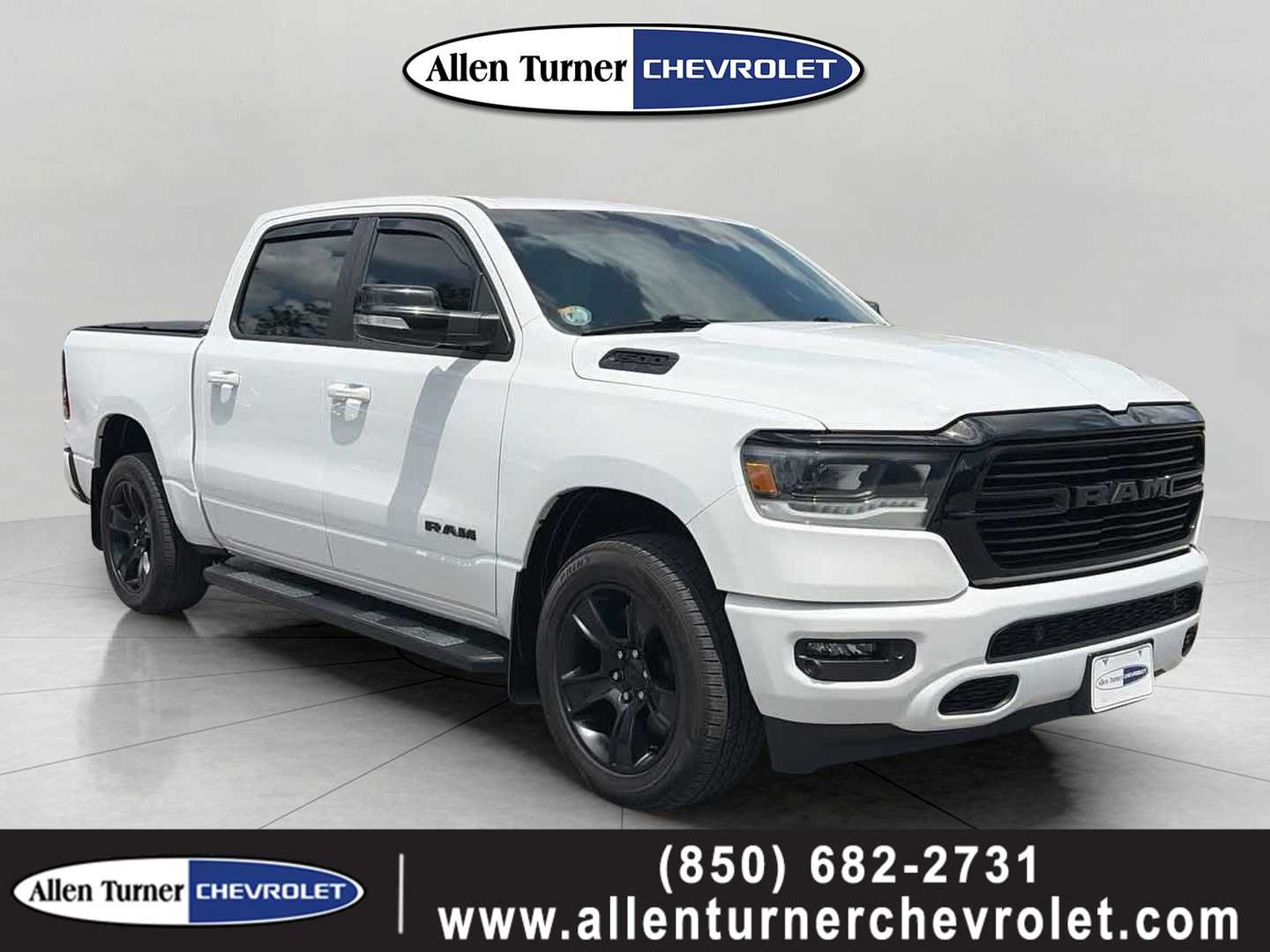 2021 RAM 1500 Big Horn/Lone Star 4x4 Crew Cab 5'7's photo