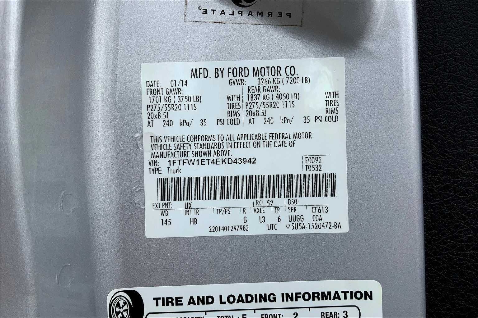 Used 2014 Ingot Silver Metallic Ford Lariat image 30