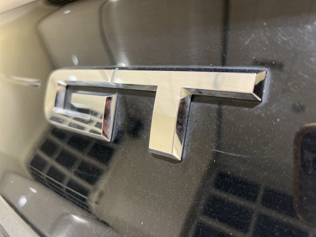 Used 2019 Gray Ford GT Premium image 26