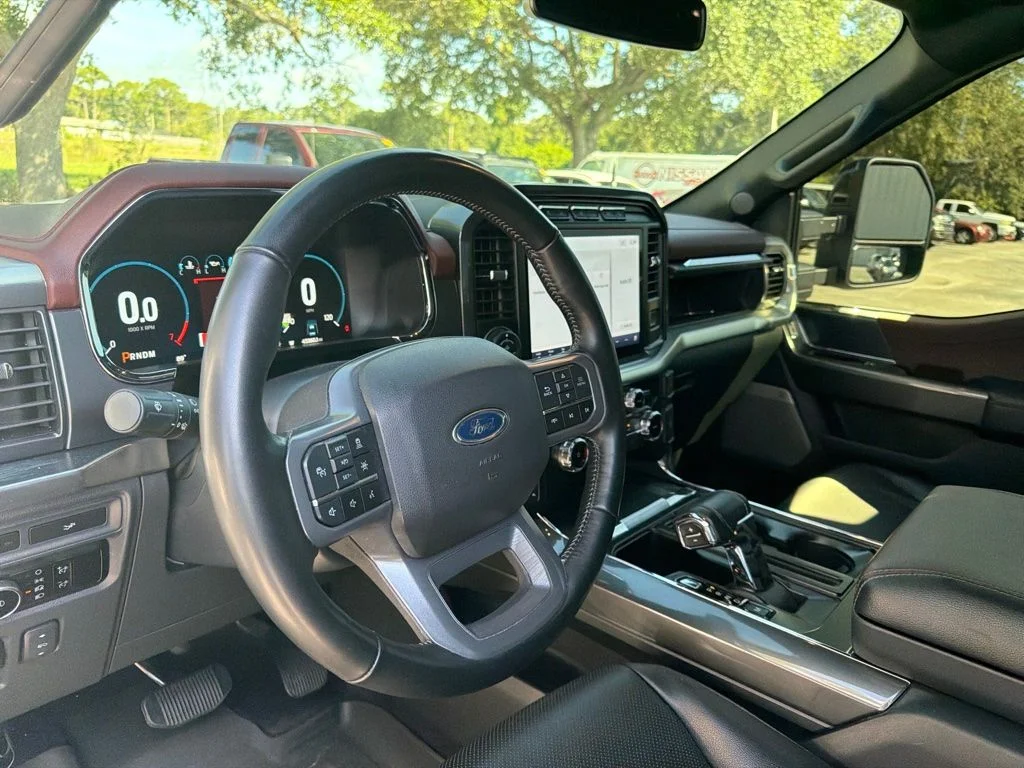 Used 2023 Avalanche Ford Lariat image 9